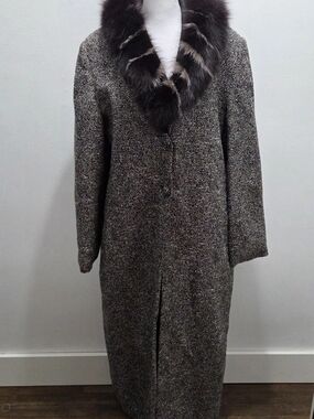 Lily & Taylor Couture Size 10 Genuine Fur Trim Long Coat Skirt Suit